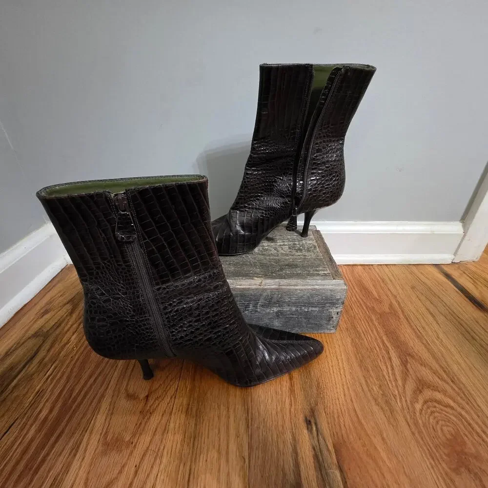 Ann Taylor Brown Croc Embossed Leather Pointed Toe Heeled Ankle Boots Size 8M